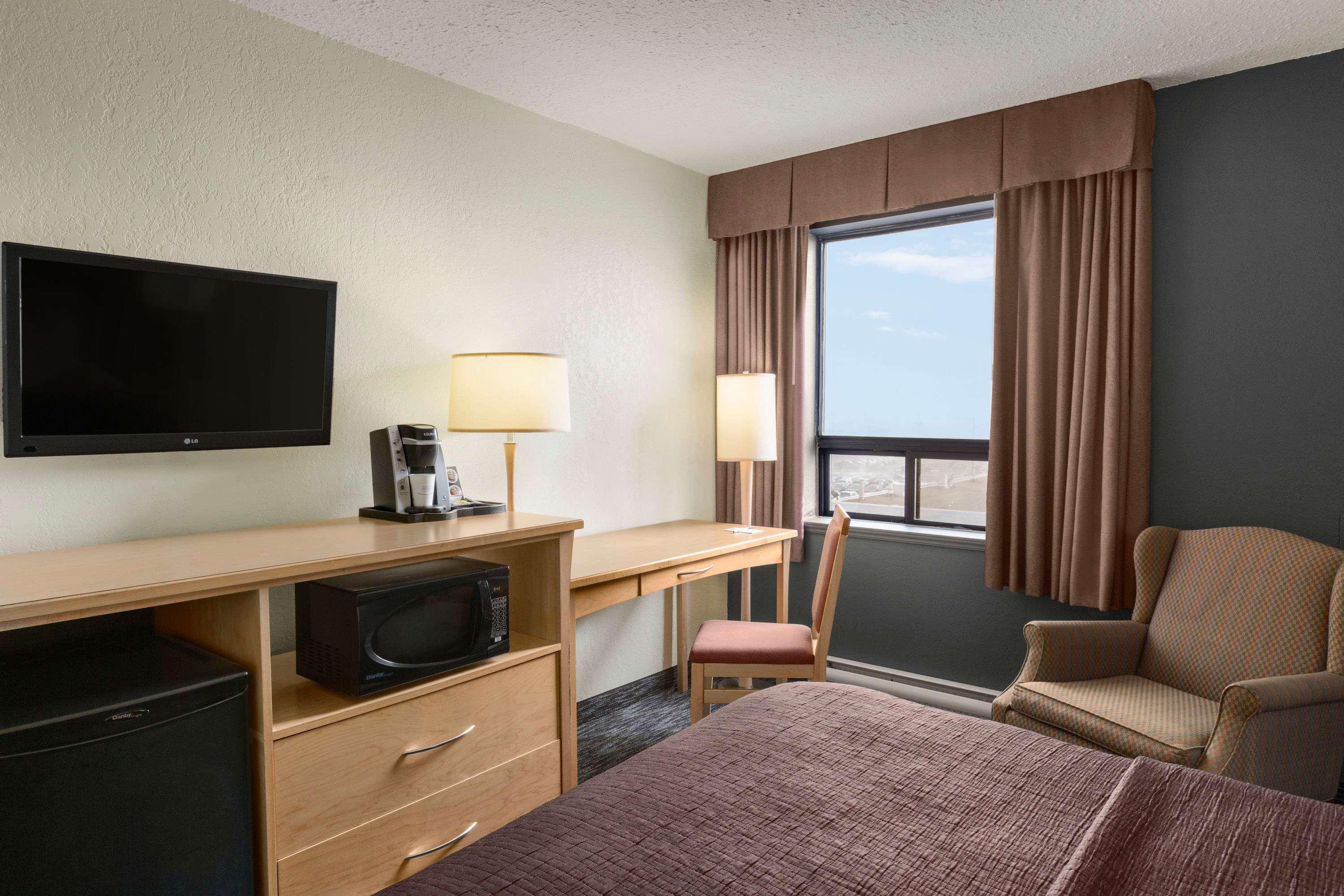 Travelodge By Wyndham Edmonton West Eksteriør billede